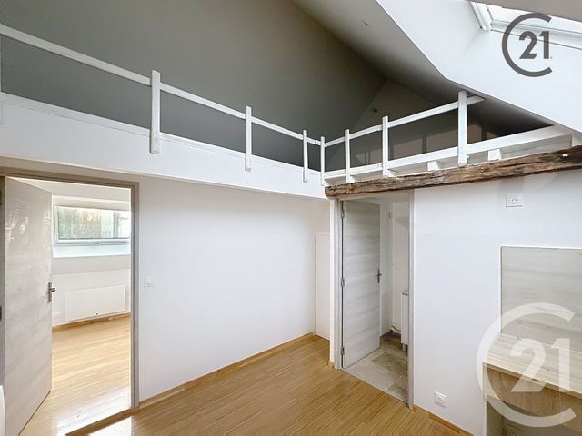 Appartement &agrave; louer - 2 pi&egrave;ces - 34 m2 - Sens - 89 - BOURGOGNE