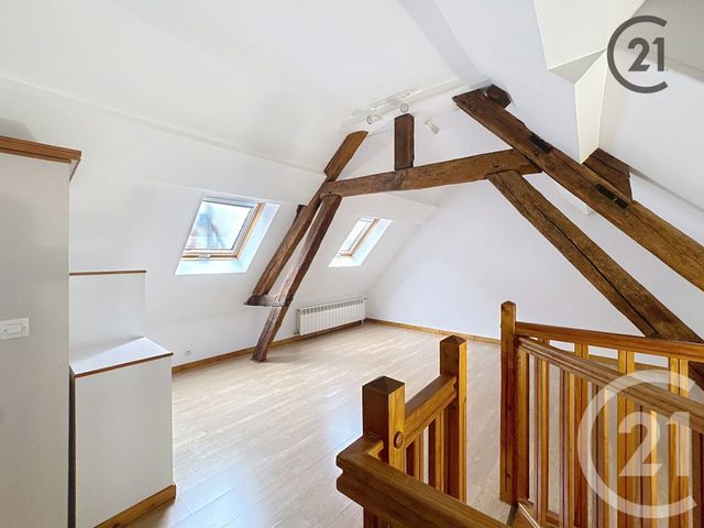 Appartement F2 &agrave; louer - 2 pi&egrave;ces - 72 m2 - Sens - 89 - BOURGOGNE