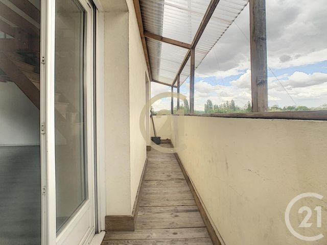 Appartement F4 &agrave; louer - 4 pi&egrave;ces - 69,50 m2 - Pont Sur Yonne - 89 - BOURGOGNE