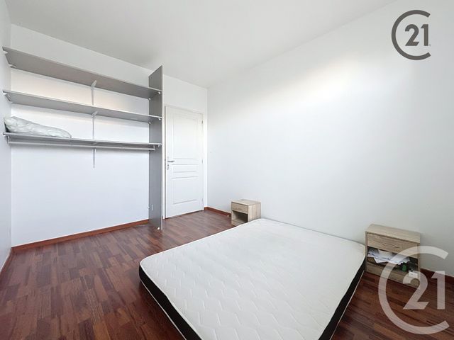 Appartement F4 &agrave; louer - 4 pi&egrave;ces - 99 m2 - Sens - 89 - BOURGOGNE