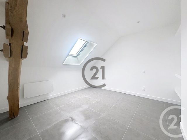 Appartement &agrave; louer - 4 pi&egrave;ces - 100,98 m2 - St Clement - 89 - BOURGOGNE