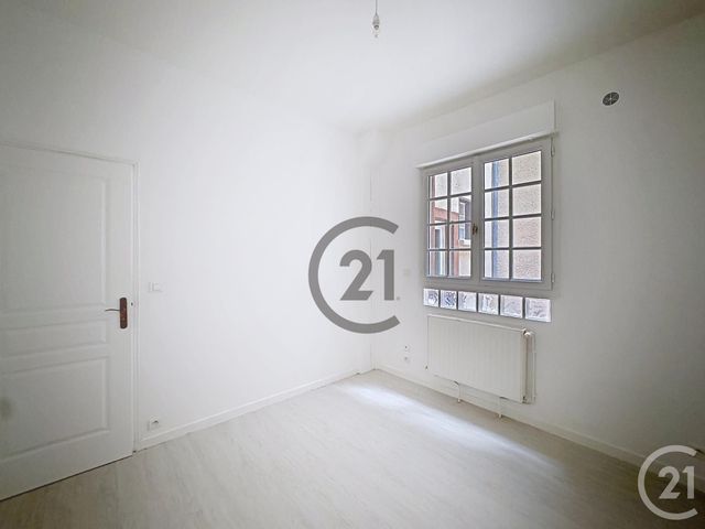 Appartement F2 &agrave; louer - 2 pi&egrave;ces - 38,50 m2 - Sens - 89 - BOURGOGNE