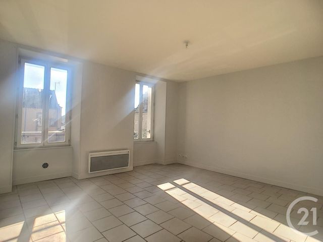 Appartement F3 &agrave; louer - 3 pi&egrave;ces - 56 m2 - Sens - 89 - BOURGOGNE