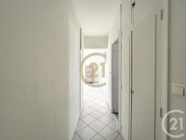 Appartement F1 &agrave; louer - 1 pi&egrave;ce - 30,95 m2 - Sens - 89 - BOURGOGNE