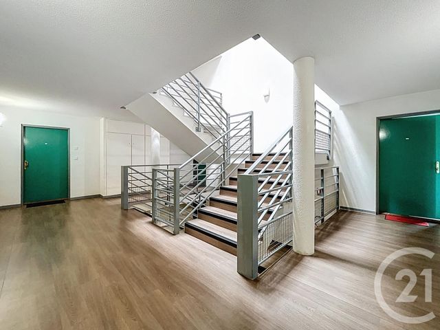 Appartement F3 &agrave; vendre - 2 pi&egrave;ces - 52 m2 - Sens - 89 - BOURGOGNE