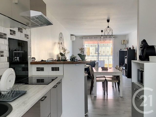 Appartement F3 &agrave; louer - 3 pi&egrave;ces - 67,10 m2 - Sens - 89 - BOURGOGNE