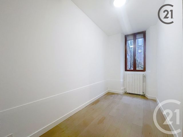 Appartement F2 &agrave; louer - 2 pi&egrave;ces - 42 m2 - Sens - 89 - BOURGOGNE