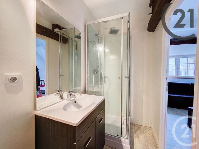 Appartement F1 &agrave; louer - 1 pi&egrave;ce - 28 m2 - Sens - 89 - BOURGOGNE