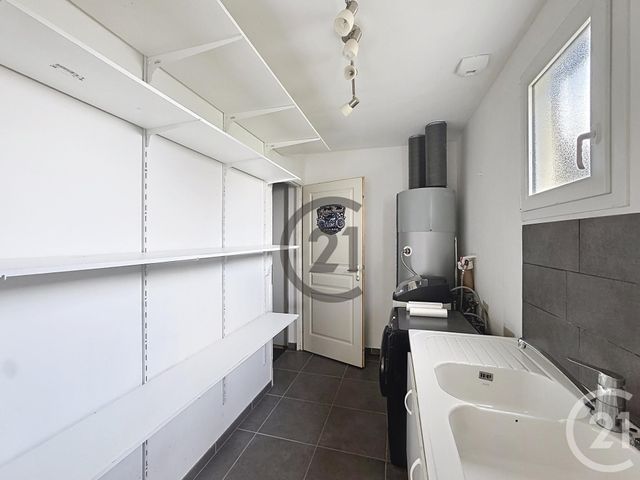 Maison &agrave; louer - 6 pi&egrave;ces - 130 m2 - Les Clerimois - 89 - BOURGOGNE