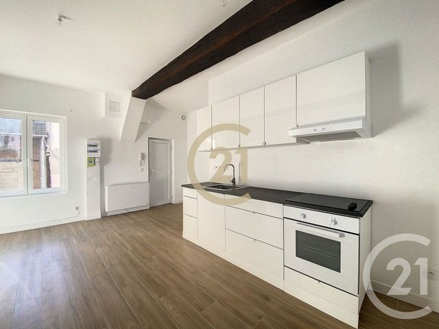 Appartement &agrave; louer - 2 pi&egrave;ces - 49 m2 - Sens - 89 - BOURGOGNE