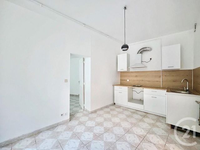 Appartement F2 à louer PONT SUR YONNE