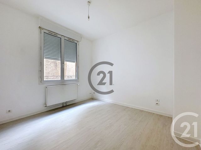 Appartement &agrave; louer - 2 pi&egrave;ces - 45,20 m2 - Sens - 89 - BOURGOGNE