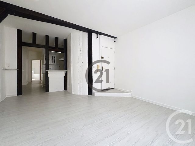 Appartement &agrave; louer - 2 pi&egrave;ces - 45,20 m2 - Sens - 89 - BOURGOGNE