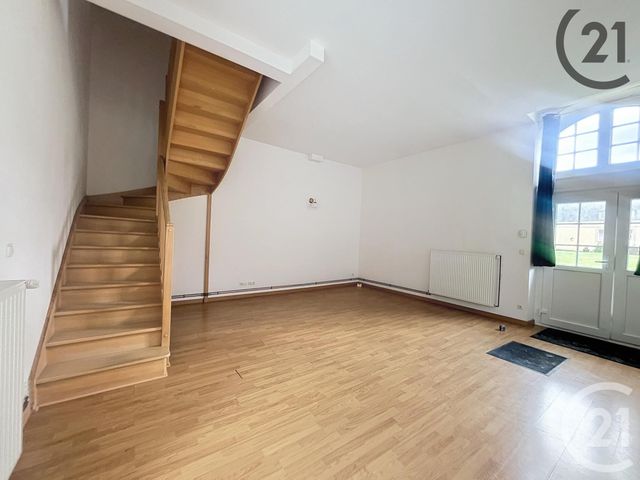 Appartement Duplex &agrave; louer - 2 pi&egrave;ces - 71 m2 - Passy - 89 - BOURGOGNE