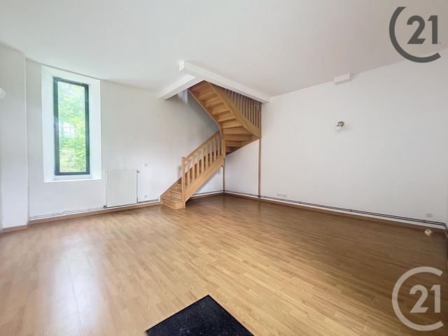 Appartement Duplex &agrave; louer - 2 pi&egrave;ces - 71 m2 - Passy - 89 - BOURGOGNE