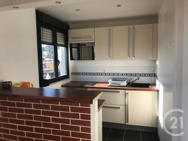 Appartement F4 &agrave; louer - 2 pi&egrave;ces - 43,47 m2 - Sens - 89 - BOURGOGNE