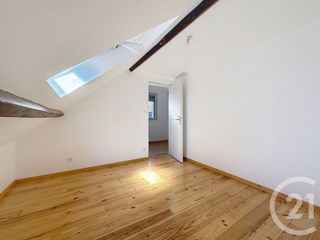 Maison &agrave; louer - 3 pi&egrave;ces - 70 m2 - Sens - 89 - BOURGOGNE