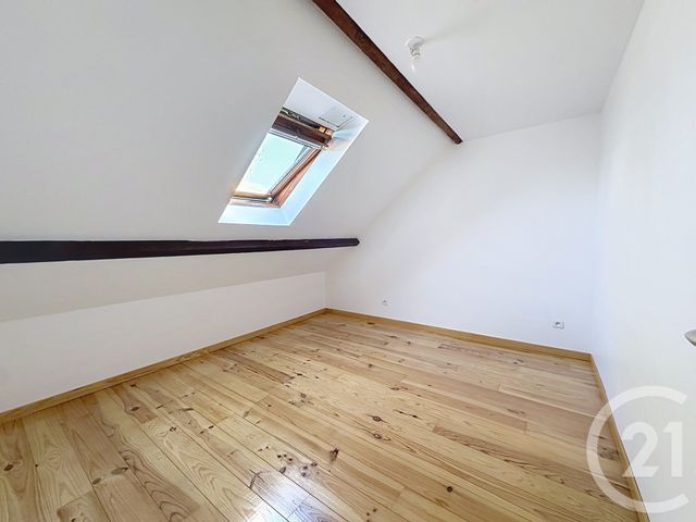 Maison &agrave; louer - 3 pi&egrave;ces - 70 m2 - Sens - 89 - BOURGOGNE