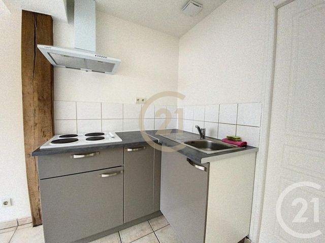 Appartement &agrave; louer - 2 pi&egrave;ces - 36 m2 - Sens - 89 - BOURGOGNE