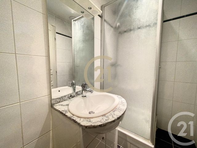 Appartement F2 &agrave; louer - 2 pi&egrave;ces - 35,87 m2 - Sens - 89 - BOURGOGNE