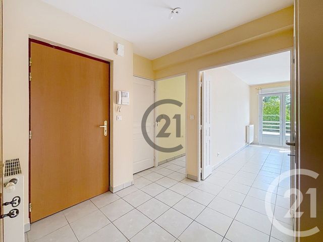 Appartement F3 &agrave; louer - 3 pi&egrave;ces - 73 m2 - Sens - 89 - BOURGOGNE