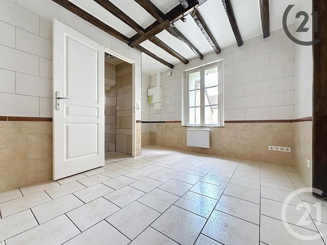 Maison &agrave; louer - 4 pi&egrave;ces - 56 m2 - Sens - 89 - BOURGOGNE