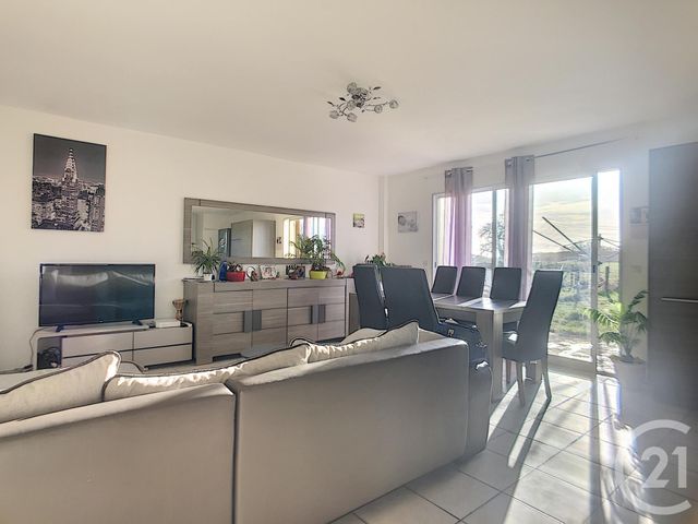 Maison &agrave; louer - 4 pi&egrave;ces - 84,50 m2 - Nailly - 89 - BOURGOGNE