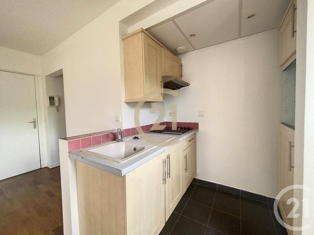 Appartement F2 &agrave; louer - 2 pi&egrave;ces - 36 m2 - Sens - 89 - BOURGOGNE