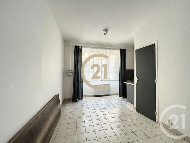 Appartement F1 &agrave; louer - 1 pi&egrave;ce - 24 m2 - Sens - 89 - BOURGOGNE