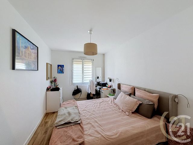 Appartement F4 &agrave; vendre - 4 pi&egrave;ces - 83 m2 - Sens - 89 - BOURGOGNE