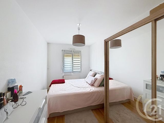 Appartement F4 &agrave; vendre - 4 pi&egrave;ces - 83 m2 - Sens - 89 - BOURGOGNE