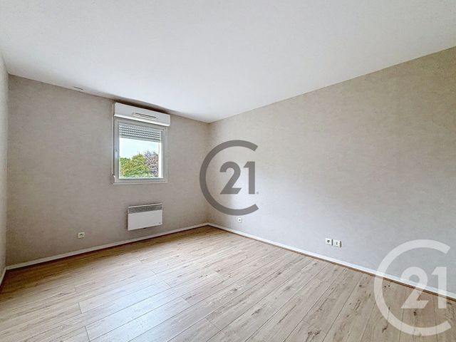 Appartement F2 &agrave; louer - 2 pi&egrave;ces - 47 m2 - Villeneuve Sur Yonne - 89 - BOURGOGNE