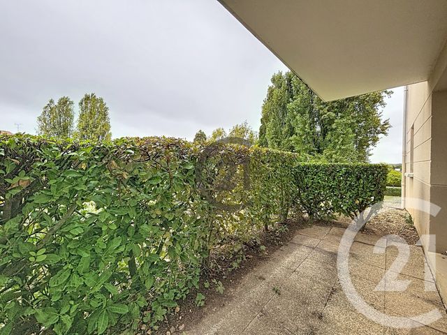 Appartement F2 &agrave; louer - 2 pi&egrave;ces - 47 m2 - Villeneuve Sur Yonne - 89 - BOURGOGNE