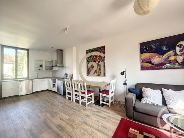 Appartement F3 &agrave; louer - 3 pi&egrave;ces - 67 m2 - Sens - 89 - BOURGOGNE