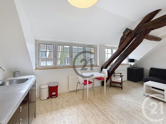 Appartement F1 &agrave; louer - 1 pi&egrave;ce - 28 m2 - Sens - 89 - BOURGOGNE