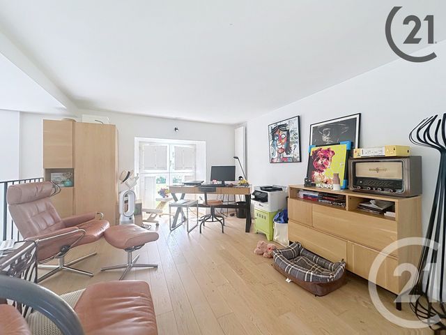 Appartement F4 &agrave; louer - 4 pi&egrave;ces - 145 m2 - Passy - 89 - BOURGOGNE