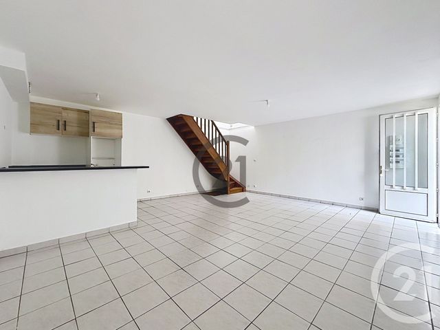 Appartement &agrave; louer - 2 pi&egrave;ces - 58,03 m2 - Sens - 89 - BOURGOGNE