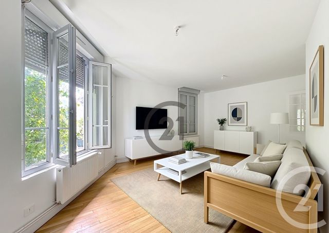 Appartement &agrave; louer - 3 pi&egrave;ces - 87,50 m2 - Sens - 89 - BOURGOGNE