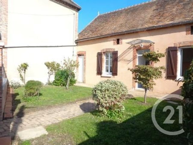 Maison &agrave; louer - 3 pi&egrave;ces - 50 m2 - Lixy - 89 - BOURGOGNE