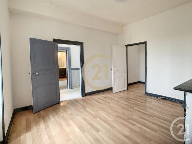 Maison &agrave; louer - 3 pi&egrave;ces - 50 m2 - Lixy - 89 - BOURGOGNE