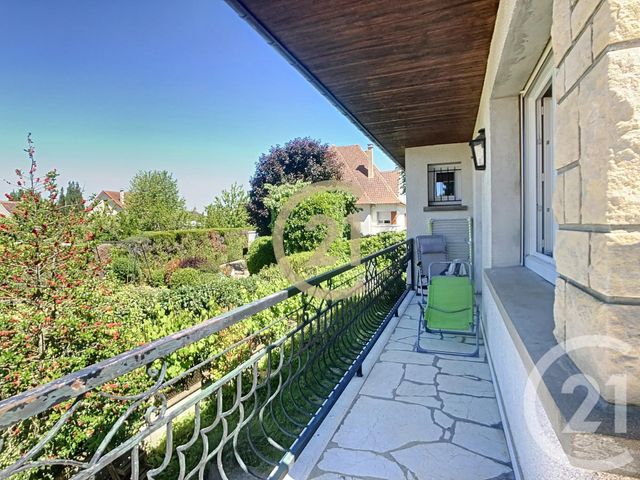Appartement F4 &agrave; louer - 4 pi&egrave;ces - 124 m2 - Sens - 89 - BOURGOGNE
