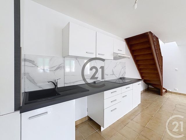 Appartement &agrave; louer - 2 pi&egrave;ces - 58,21 m2 - Sens - 89 - BOURGOGNE