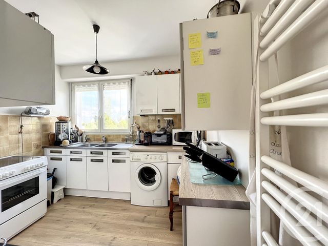 Appartement &agrave; louer - 2 pi&egrave;ces - 45 m2 - Sens - 89 - BOURGOGNE