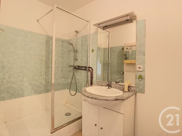 Appartement F2 &agrave; louer - 2 pi&egrave;ces - 57,26 m2 - Pont Sur Yonne - 89 - BOURGOGNE