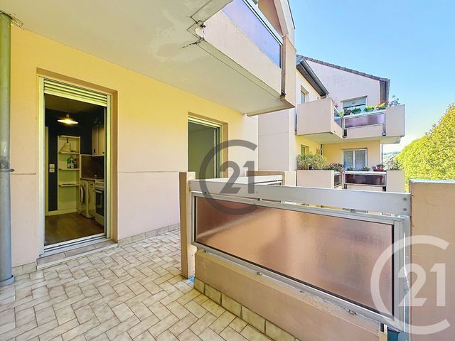 Appartement &agrave; louer - 2 pi&egrave;ces - 49 m2 - Sens - 89 - BOURGOGNE