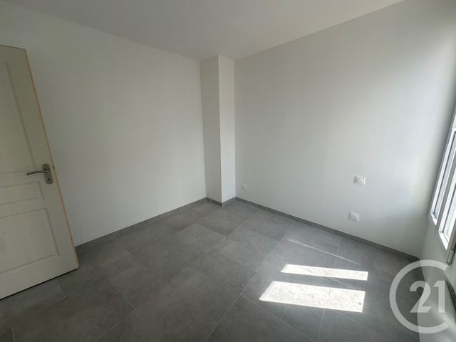 Appartement &agrave; louer - 2 pi&egrave;ces - 45,56 m2 - St Clement - 89 - BOURGOGNE