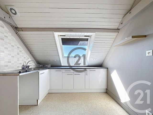 Appartement &agrave; louer - 2 pi&egrave;ces - 28 m2 - Sens - 89 - BOURGOGNE