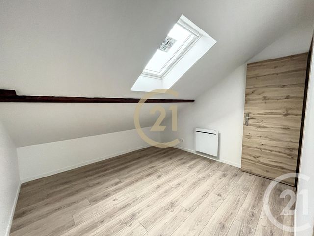 Maison &agrave; louer - 3 pi&egrave;ces - 69 m2 - Sens - 89 - BOURGOGNE