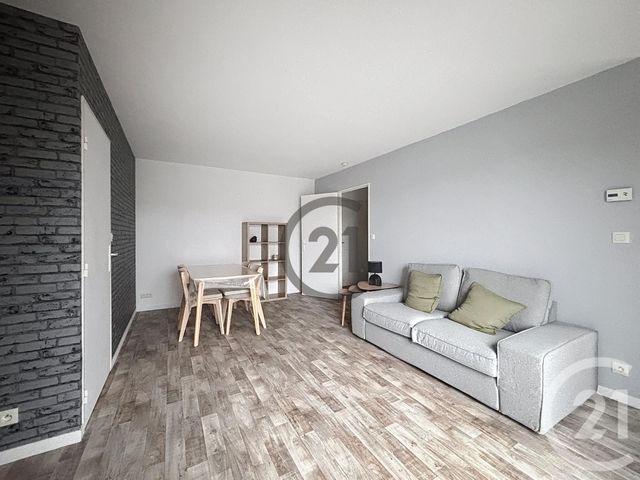 Appartement F2 bis &agrave; louer - 3 pi&egrave;ces - 53 m2 - Sens - 89 - BOURGOGNE