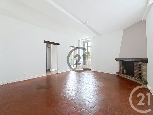 Maison &agrave; louer - 3 pi&egrave;ces - 60,04 m2 - Sens - 89 - BOURGOGNE